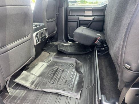 Used 2020 Ford F150 XLT w/ Equipment Group 302A Luxury AWD/4WD image 32
