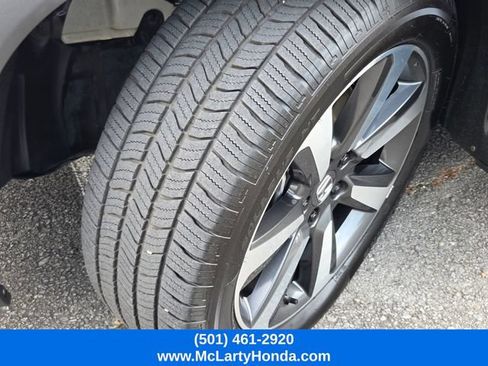 Certified 2025 Honda Pilot Touring image 25