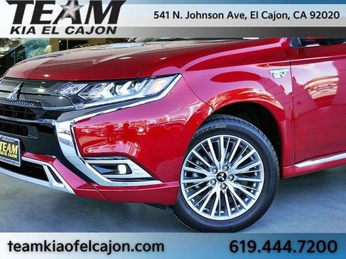 Used 2021 Mitsubishi Outlander GT image 3