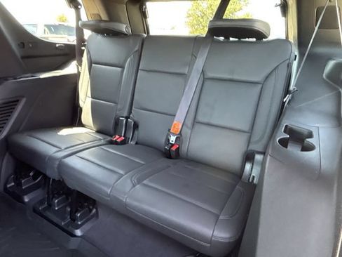Used 2023 Chevrolet Tahoe Z71 w/ Z71 Off-Road Package AWD/4WD image 12