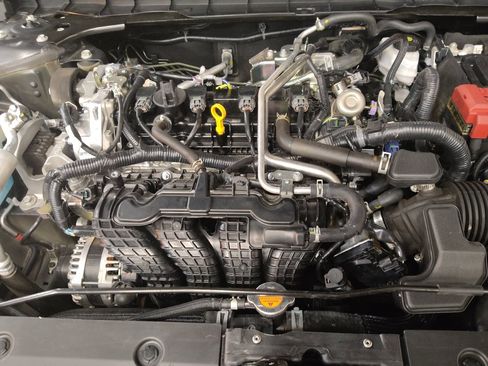 Used 2025 Nissan Altima 2.5 SV FWD image 30
