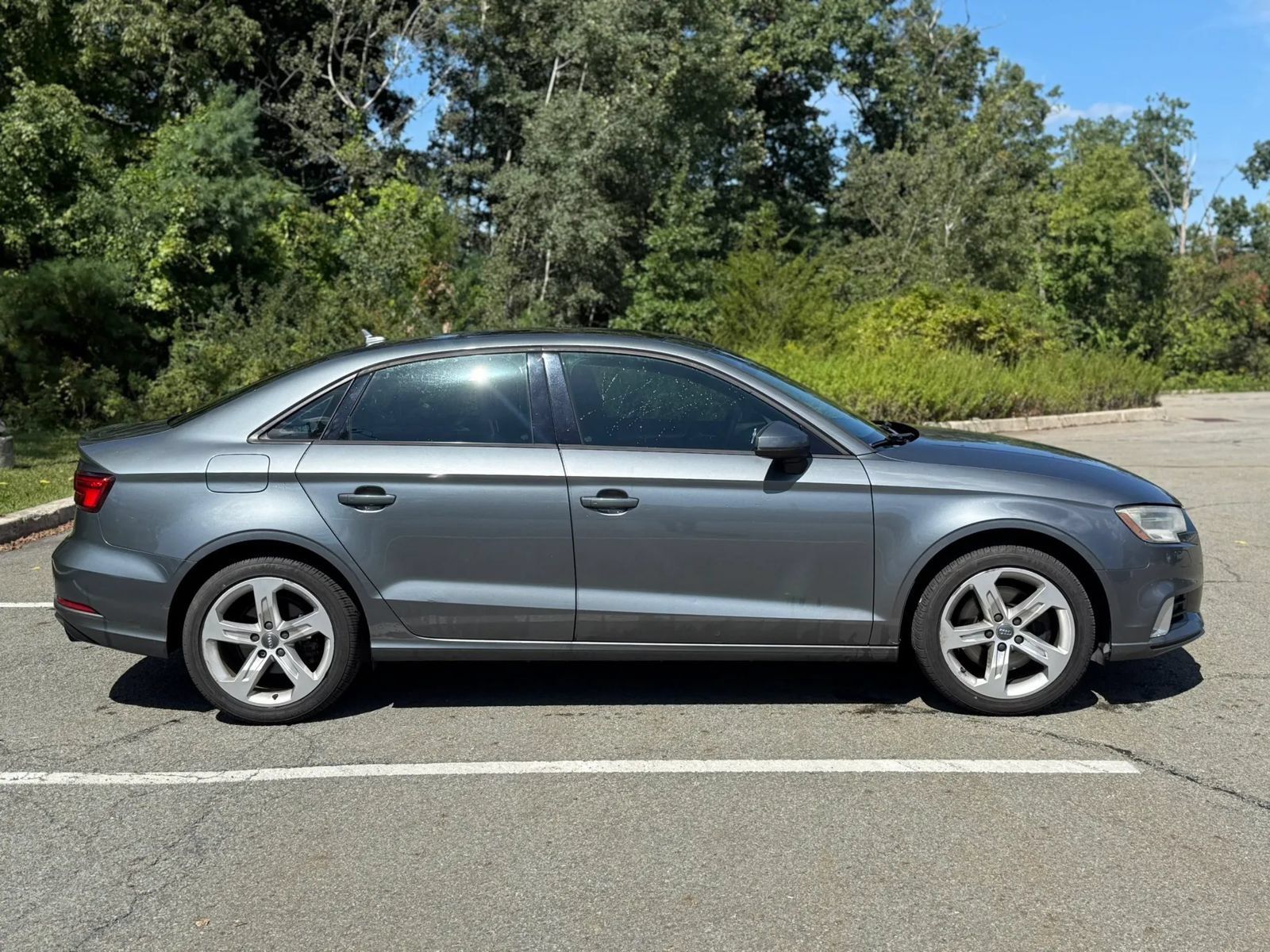 Used 2017 Audi A3 2.0T Premium w/ Convenience Package AWD/4WD image 4
