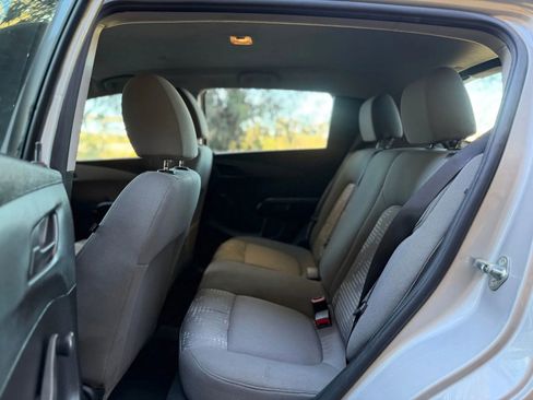 Used 2020 Chevrolet Sonic LT image 17