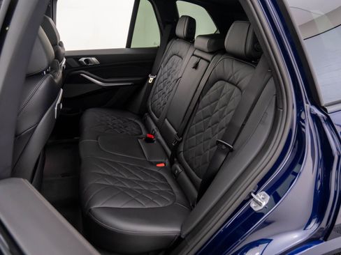 New 2026 BMW X5 xDrive40i w/ M Sport Package AWD/4WD image 18