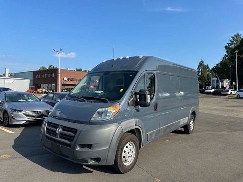 Used 2018 RAM ProMaster 2500 image 4