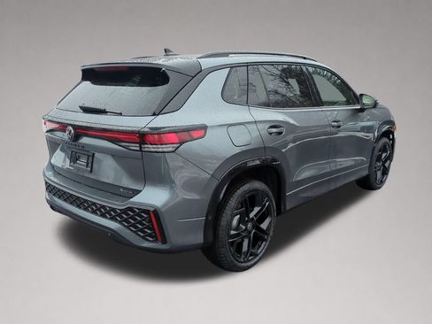 New 2026 Volkswagen Tiguan SE R-Line AWD/4WD image 3