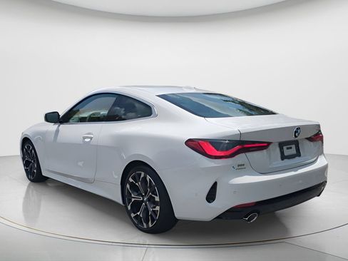 New 2026 BMW 430i Coupe w/ Parking Assistance Package RWD image 7
