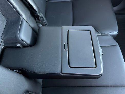 Used 2023 Volvo XC90 B5 Core w/ Protection Package Premier image 21