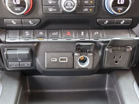 Used 2020 Chevrolet Silverado 1500 LT Trail Boss AWD/4WD image 20