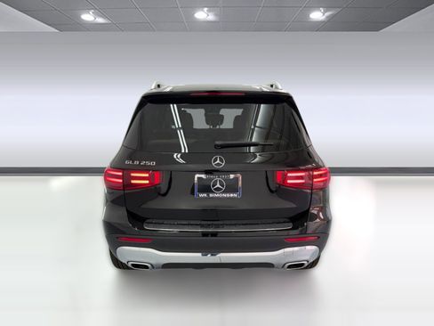 New 2026 Mercedes-Benz GLB 250 image 7
