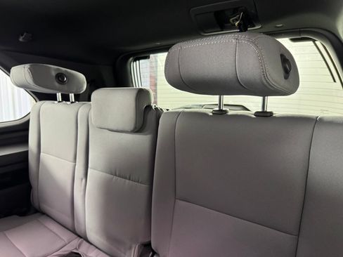 Used 2025 Toyota Sequoia SR5 AWD/4WD image 31