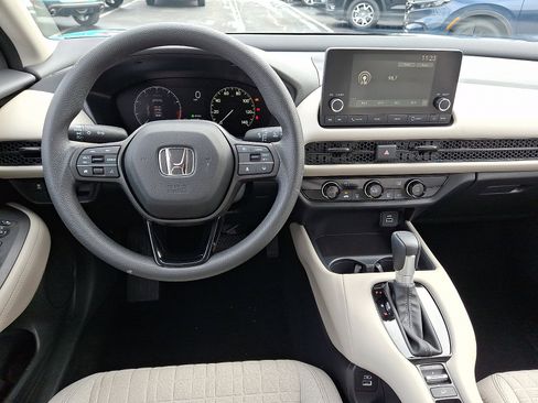 Certified 2023 Honda HR-V LX image 10