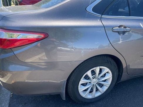 Used 2015 Toyota Camry LE FWD image 22