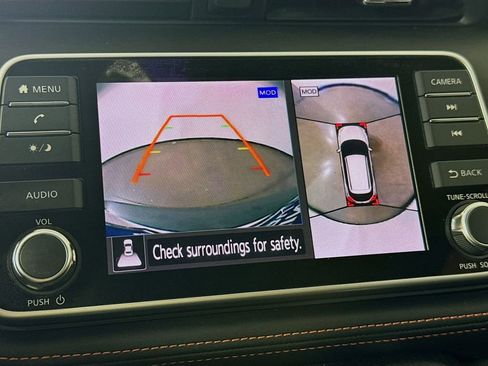 Used 2019 Nissan Kicks SR FWD image 15