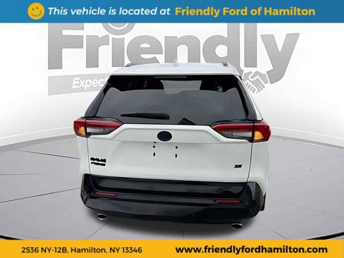 Used 2024 Toyota RAV4 SE w/ Weather & Moonroof Package image 8