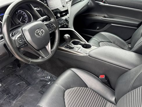 Used 2023 Toyota Camry SE FWD image 10