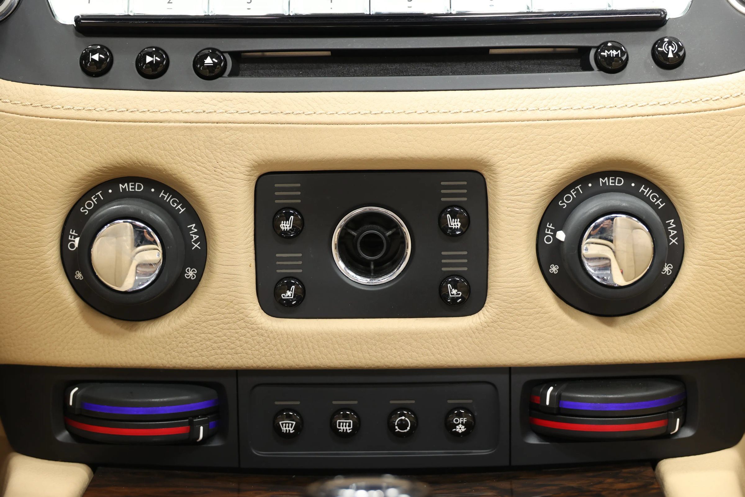 Used 2011 Rolls-Royce Ghost RWD image 43