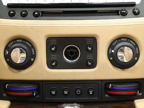 Used 2011 Rolls-Royce Ghost RWD image 43