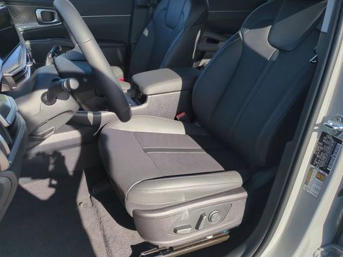 New 2026 Kia Sorento S AWD/4WD image 18