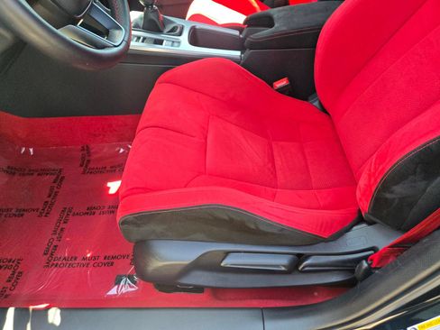Used 2024 Honda Civic Type R image 10