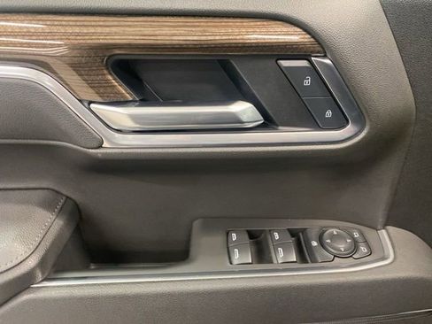 Certified 2025 Chevrolet Silverado 1500 LT image 28