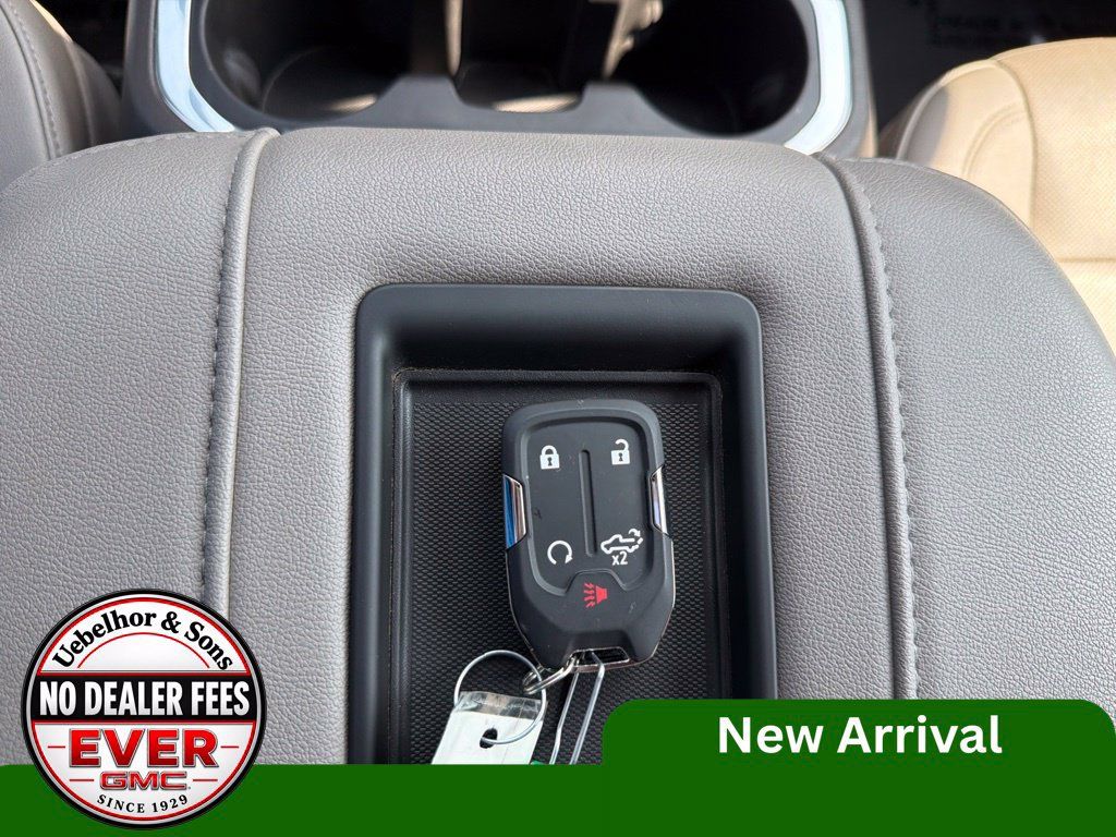 Used 2021 GMC Sierra 1500 SLT w/ SLT Convenience Package AWD/4WD image 33