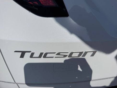 Used 2025 Hyundai Tucson SEL AWD/4WD image 24