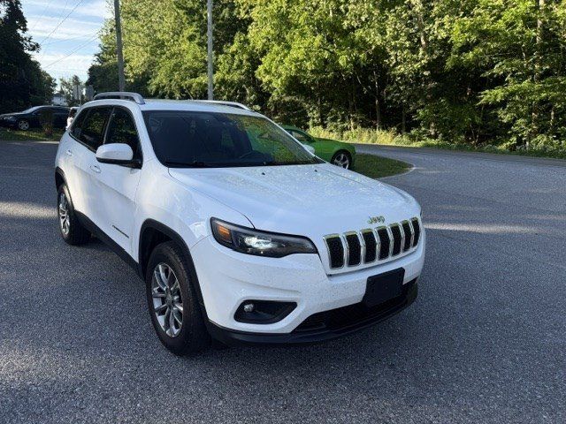 Used 2019 Jeep Cherokee Latitude Plus AWD/4WD image 1