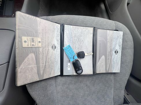 Used 2001 Nissan Altima GXE image 56