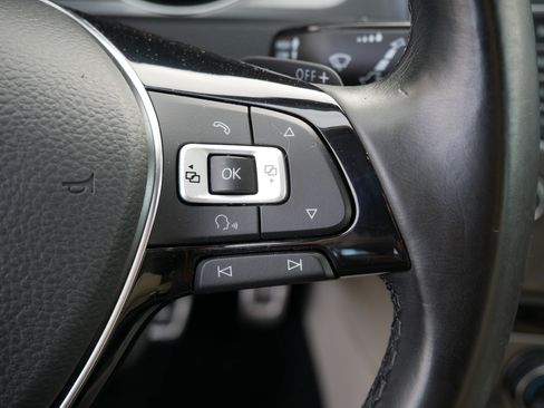 Used 2017 Volkswagen Golf Alltrack SE image 28