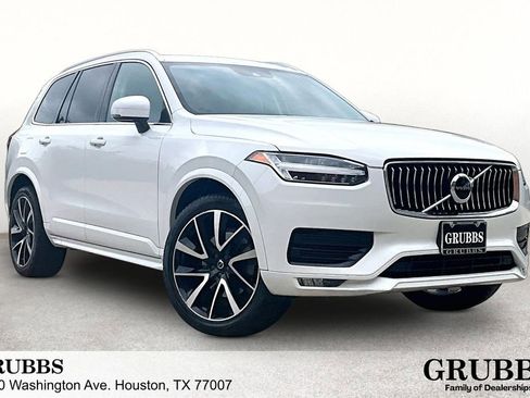 Used 2022 Volvo XC90 T6 Momentum w/ Protection Package Premier AWD/4WD image 1