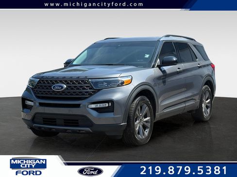 Used 2022 Ford Explorer XLT w/ Equipment Group 202A AWD/4WD image 1