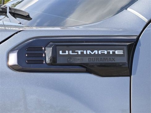 Used 2024 GMC Sierra 3500 Denali Ultimate image 8