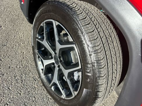 Used 2026 Jeep Compass Limited image 13