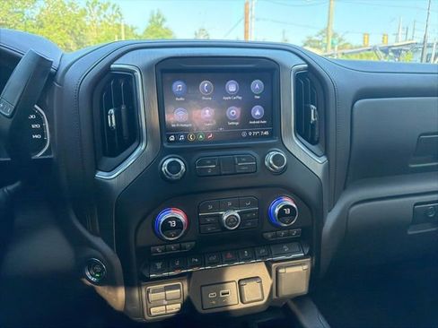 Used 2020 GMC Sierra 2500 Denali w/ Denali Ultimate Package AWD/4WD image 13