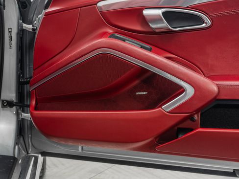 Used 2018 Porsche 718 Boxster S RWD image 43