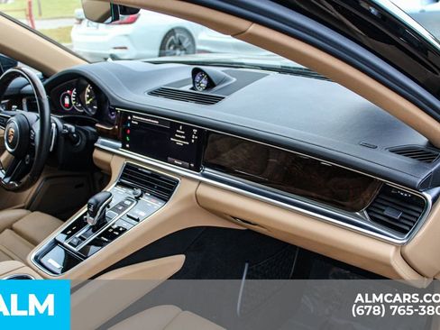 Used 2023 Porsche Panamera 4 Platinum Edition AWD/4WD image 23
