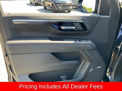 Used 2026 Chevrolet Tahoe RST w/ Comfort Package AWD/4WD image 4
