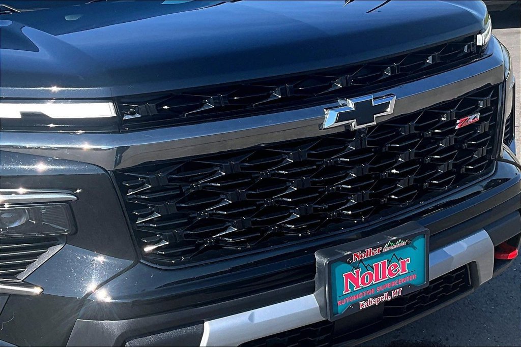 Used 2024 Chevrolet Traverse Z71 w/ LPO, Floor Liner Package AWD/4WD image 28