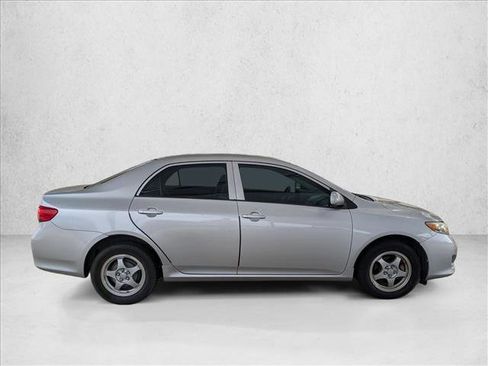 Used 2009 Toyota Corolla LE image 4