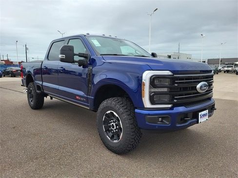 New 2026 Ford F350 Platinum w/ Tremor Off-Road Package image 9