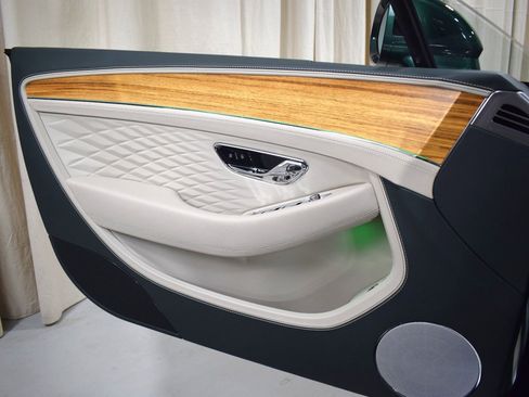 New 2026 Bentley Continental GTC AWD/4WD image 37