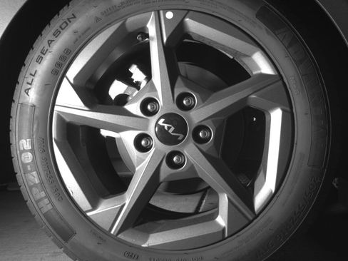 Used 2025 Kia K4 FWD image 15