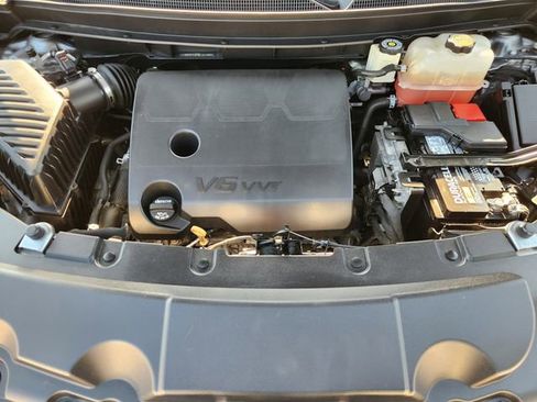 Used 2021 Chevrolet Traverse LS FWD image 31