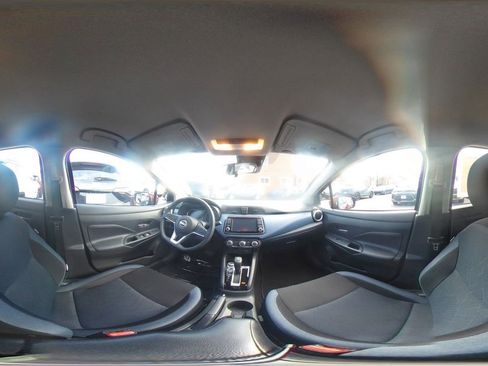 Used 2025 Nissan Versa SV image 42