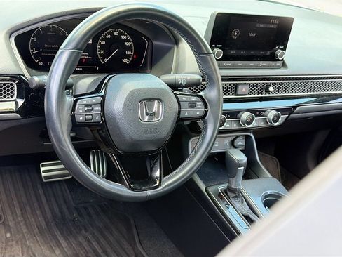 Used 2025 Honda Civic Sport image 10