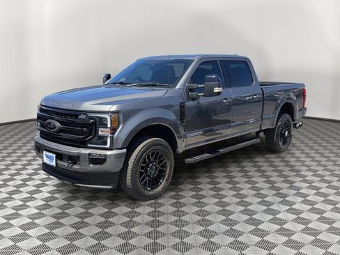 Used 2022 Ford F250 Lariat w/ Lariat Ultimate Package AWD/4WD image 3