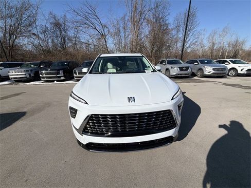 New 2026 Buick Enclave Avenir w/ Super Cruise Package image 3