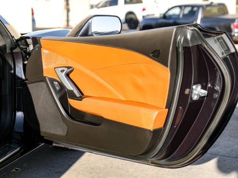 Used 2014 Chevrolet Corvette Stingray Convertible w/ 3LT Preferred Equipment Group image 38