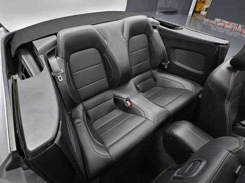 Used 2018 Ford Mustang Premium w/ Equipment Group 201A image 39